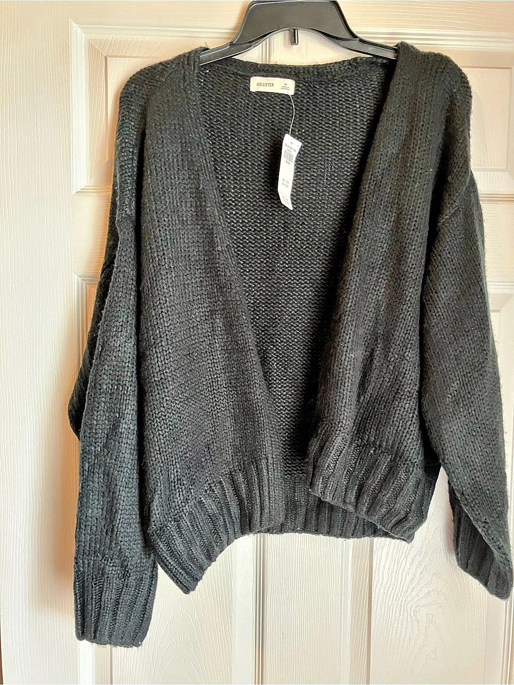 Hollister Black Cardigan Sweater Size Medium NWT
